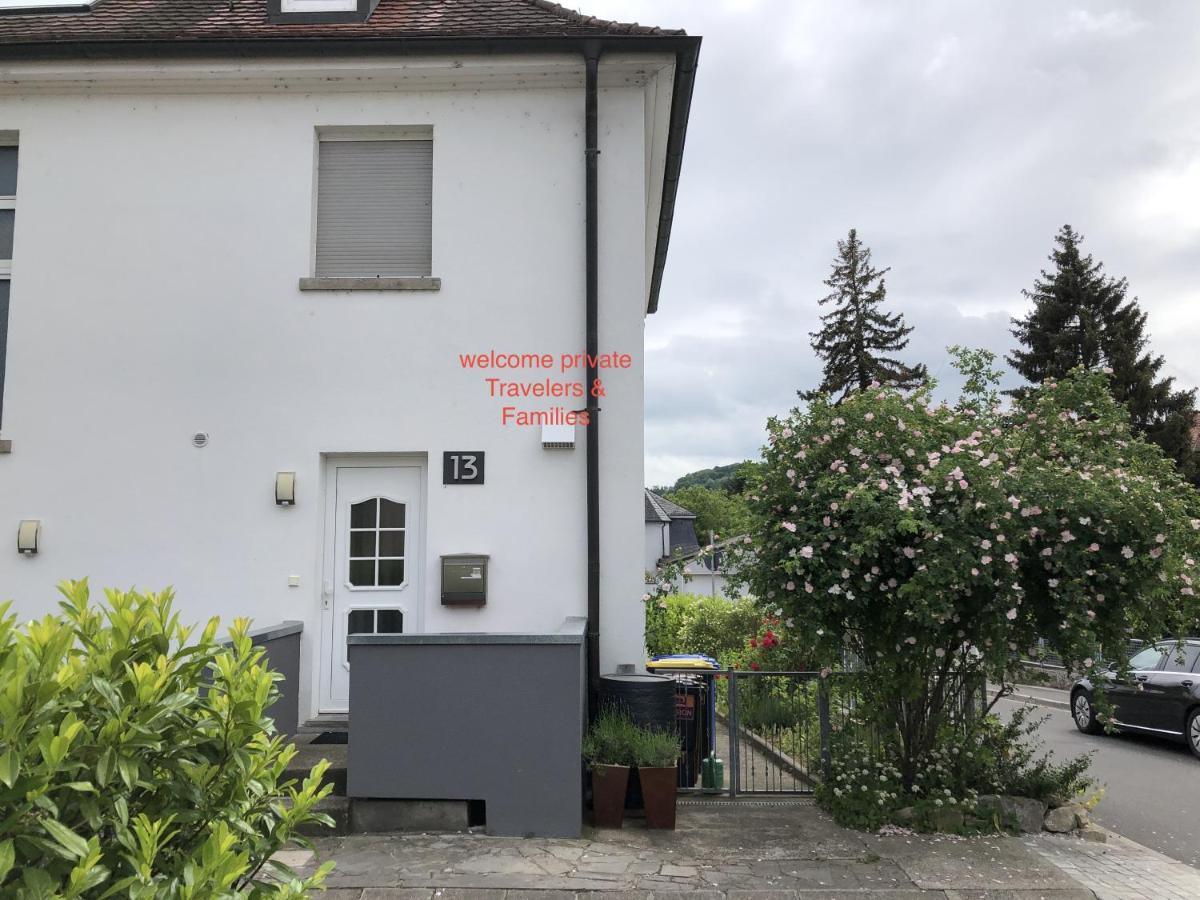 Altstadt Naehe 7 Min Fussweg Ueber Alte Maibruecke Zu Pension Mit Balkon & Garten, Ideal For Long Stay, Relocation Ochsenfurt Zewnętrze zdjęcie