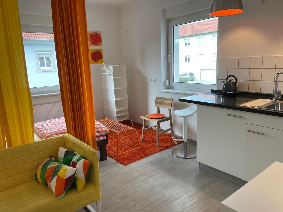 Altstadt Naehe 7 Min Fussweg Ueber Alte Maibruecke Zu Pension Mit Balkon & Garten, Ideal For Long Stay, Relocation Ochsenfurt Zewnętrze zdjęcie