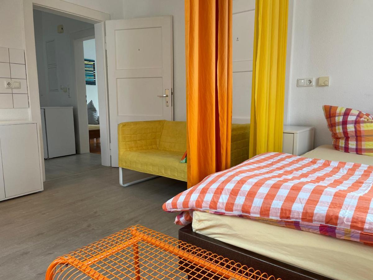 Altstadt Naehe 7 Min Fussweg Ueber Alte Maibruecke Zu Pension Mit Balkon & Garten, Ideal For Long Stay, Relocation Ochsenfurt Zewnętrze zdjęcie